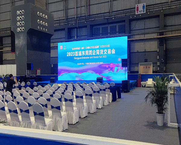 1702605117380400.gif 1112.gif