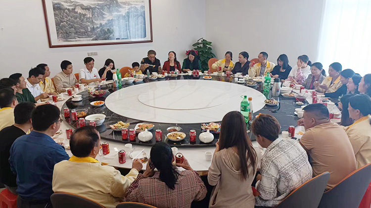 1708335764118324.jpg 4145062f84c2c227ba683bbd80f4e37.jpg